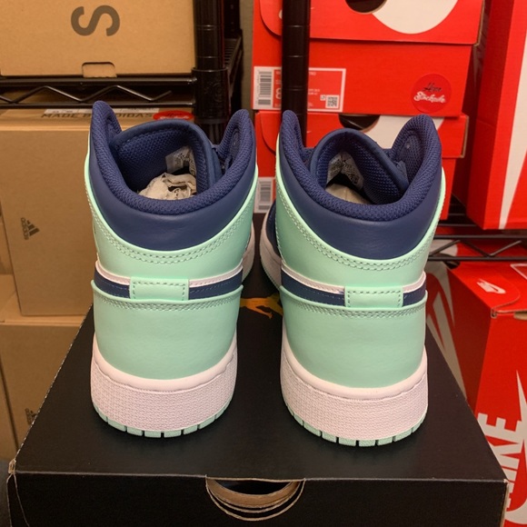 Nike Air Jordan 1 Mid Mystic Navy Blue Mint Foam Shoes 554724-413 554725-413 - Picture 4 of 10